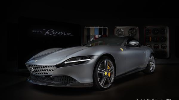 cel mai nou ferrari adus la bucuresti modelul roma plin de inovatii