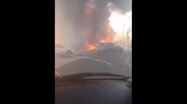 video a aruncat in aer o benzinarie gafa monumentala a unui sofer care a uitat sa scoata furtunul de alimentare