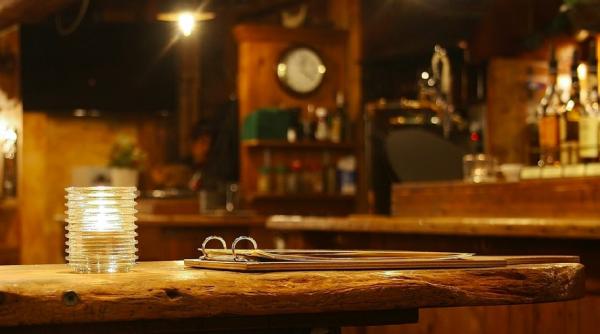 barurile si restaurantele se inchid dupa ora 17 lovitura devastatoare pentru patroni