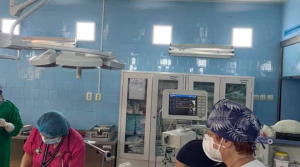 sefa sectie ati rabufnire se vorbeste doar de paturi specialistii nu sunt in lumina reflectoarelor