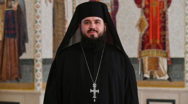 klaus iohannis decret de decorare a doi ierarhi