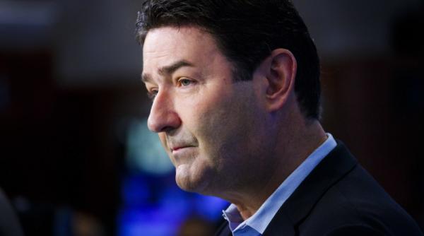 fostul ceo mcdonald s dat in judecata pentru ca avea relatii cu mai multe angajate