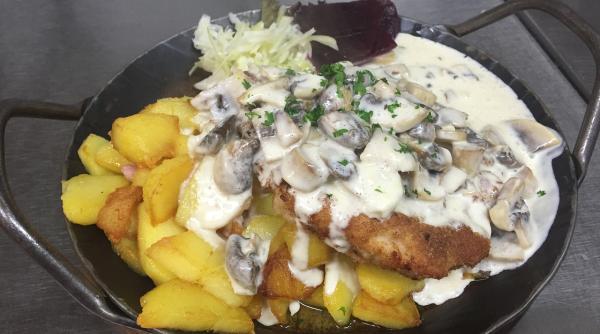 pui cu smantana absolut delicios reteta romaneasca