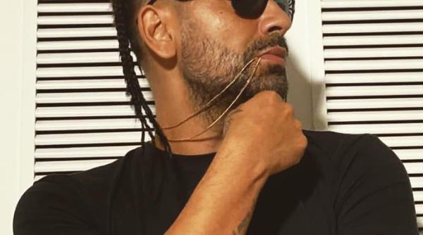 connect r pe patul de spital sunt putin spart acum