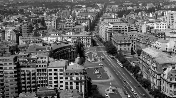 cum a disparut broadway ul bucurestiului in locul cinematografelor de altadata sunt shaormerii si cluburi in rest ruine