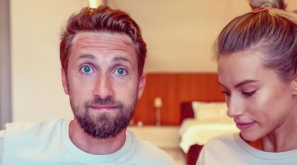 logodnica lui dani otil fotografie spectaculoasa din vacanta in grecia esti reala