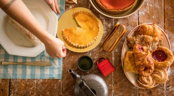 placinta cu iaurt delicioasa si racoritoare reteta speciala a bucatarului vladut