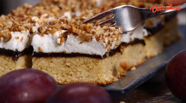 prajitura cu gem de prune si nuci surpriza dulce pentru cei dragi este cea mai buna