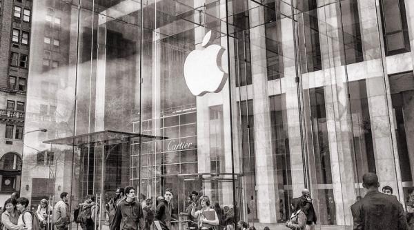 apple raspunde procesului anului epic games este de vina pentru interdictia fortnite