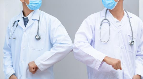 coronavirus madrid mana dreapta a ministrului sanatatii le cere oamenilor sa nu iasa din casa