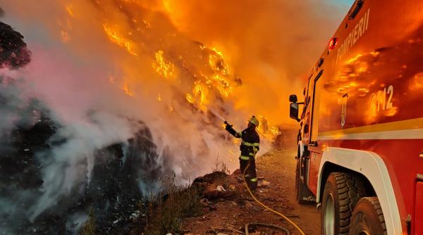 dezastru in california 10 000 de pompieri se lupta cu flacarile si zeci de case au fost arse