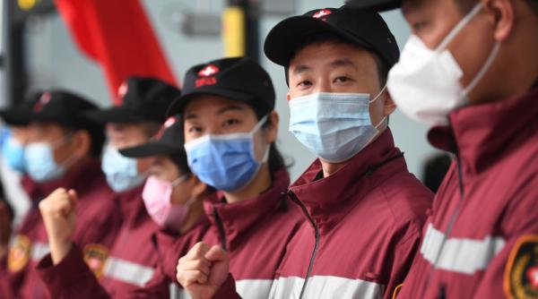 oficial din china mai multi medici au fost vaccinati impotriva covid 19 totul a fost tinut in secret