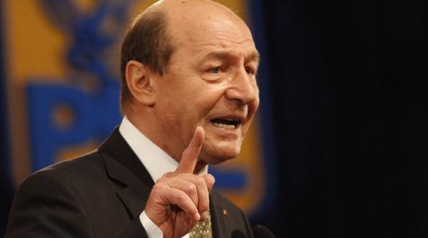 traian basescu despre cardasia dintre politie si duduieni i as destitui pe loc