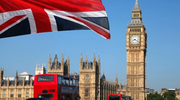 val de infectari cu coronavirus  cea mai mare crestere  noi restrictii sunt impuse in marea britanie