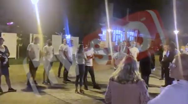 start de campanie cu jigniri si urlete ba nenorocitule ti ai batut joc de mama video