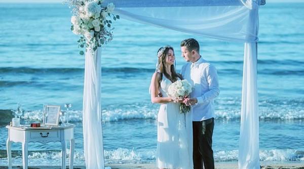 flick domnul rima s a casatorit in mare secret imagini publicate de nasul celebru