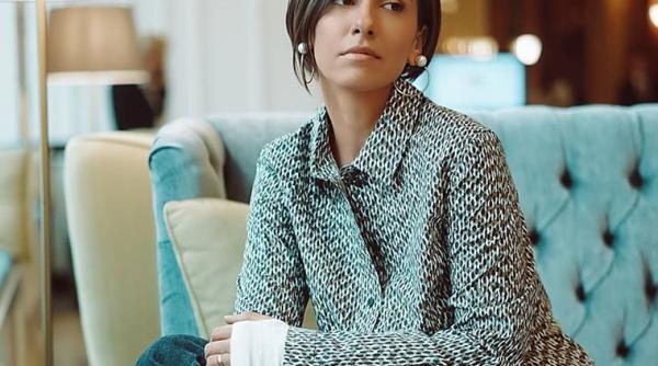 imaginile momentului cu dana rogoz martore au fost adela popescu si andreea esca