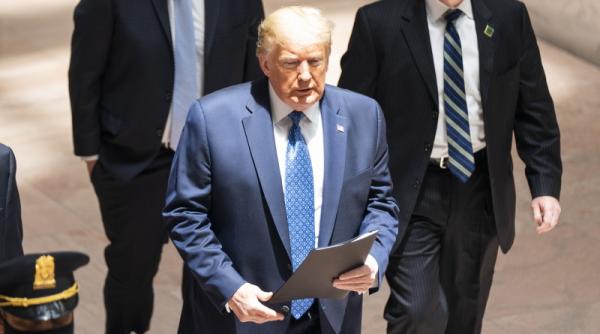 donald trump in pericol covid a lovit in plin in agentii de la secret service zeci de infectati