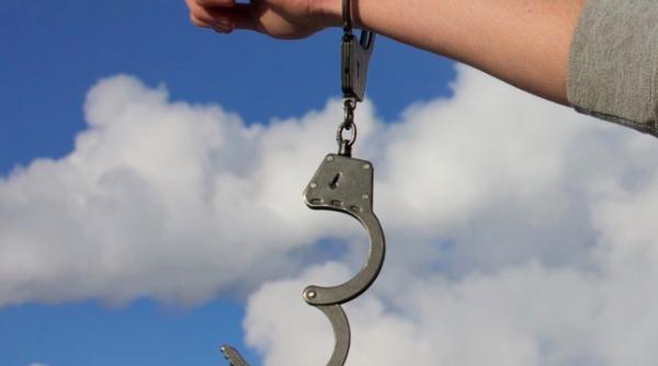 politista din capitala urmarita penal pentru santaj