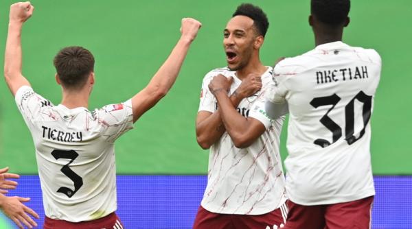 guvernul cere primei ligi de fotbal sa transmita gratuit meciurile