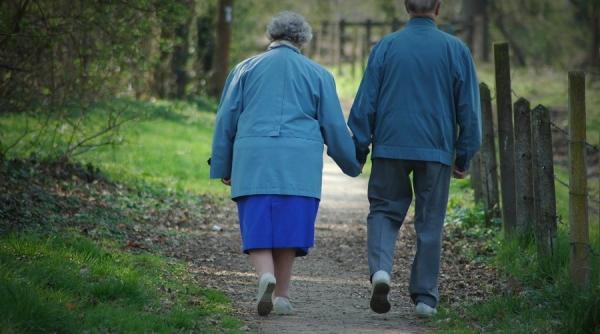 pensionarii revoltati am ajuns streangul natiunii romane nu este corect