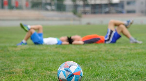 vouchere de 300 de lei pentru a inscrie copiii la cluburi sportive