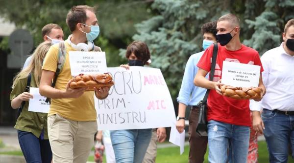 video nunta la guvern cu mars traditional colaci pentru socrul mare premierul republicii moldova