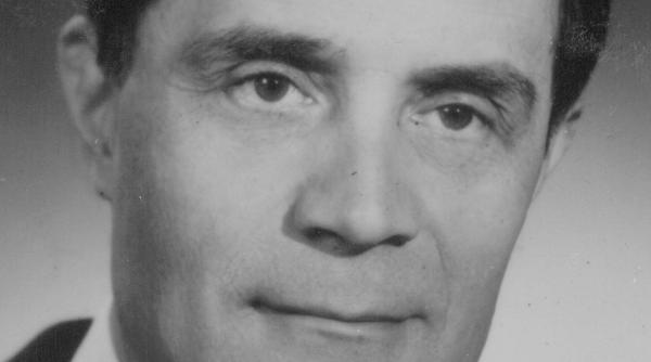 savantul denis buican alaturi de uniunea ziaristilor profesionisti din romani la palatul sutu