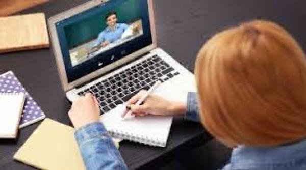 monica anisie anunt pentru studenti