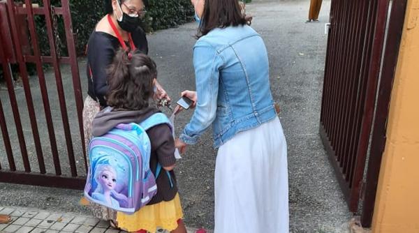 redeschiderea scolilor oana dobrescu corespondent tvr in spania mi a ramas in minte fetita mea fost atat de fericita