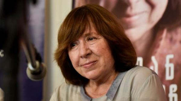 scriitorii romani solidari cu cei din belarus