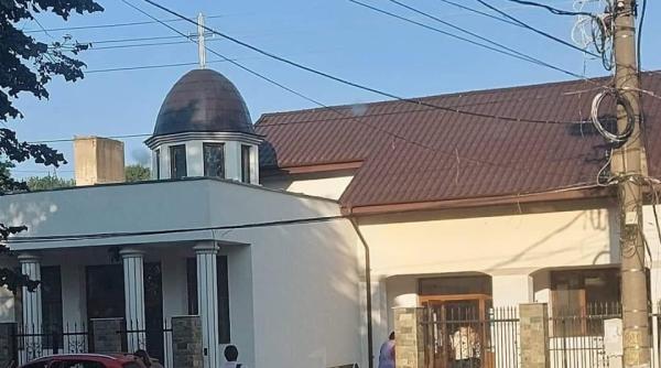 caz incredibil la isaccea elevii au inceput noul an scolar in capela mortuara