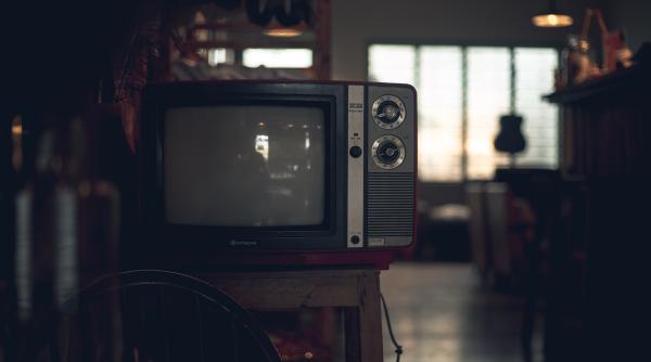 moarte tragica in vaslui o femeie s a intoxicat cu fum emanat de un televizor defect