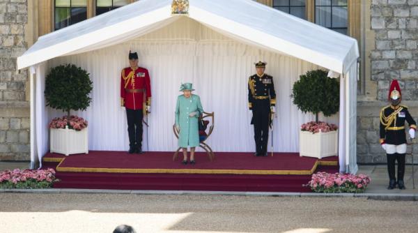 se renunta la regina elisabeta a marii britanii a venit in sfarsit momentul