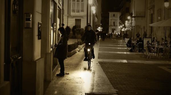 disparitie misterioasa in capitala o femeie este de negasit dupa ce a scos 20 000 de lei de la un bancomat