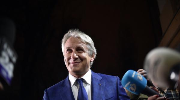 teodorovici cere demisia ministrului anisie ma gandeam ca prostia si incompetenta se vor opri la