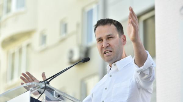 robert negoita da cartile pe fata dupa sondajul argument de ce n a candidat independent