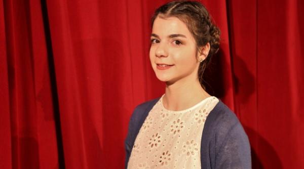 cristina juncu actrita la teatrul nottara interviu la dc news video