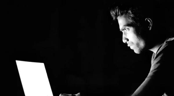 razboi intre politia din belarus si hackerii anonimi