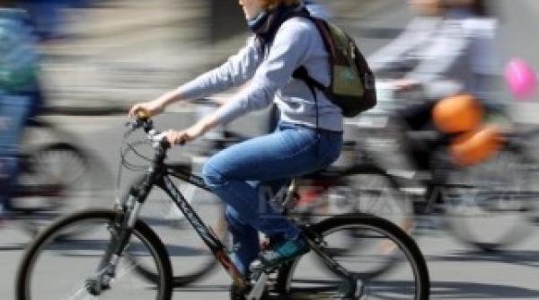 12 kilometri de pista pentru biciclete  de a lungul raului colentina  ontanu  proiect turistic major in bucuresti