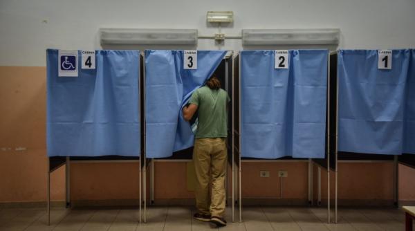 s a decis prin vot marimea parlamentului redusa