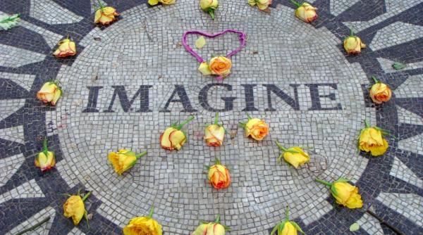 ucigasul lui john lennon i a cerut scuze vaduvei cantaretului dupa 40 de ani