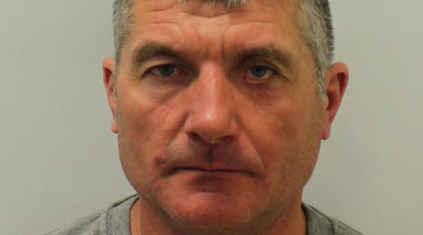 violator roman in serie condamnat la inchisoare in anglia inchisoarea e cel mai bun loc pentru el va fi urmarit pe viata