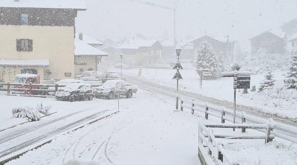 ninsoare ca in povesti strat de zapada de cativa centimetri vezi unde