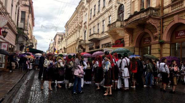 costul vietii in regiunile istorice afla cu cat poti trai la cernauti