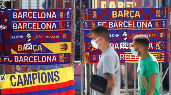 video gest urias al unui jucator de la fc barcelona s a dat jos din masina