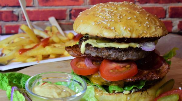 ce trebuie sa faci pentru a nu mananca mult seara nutritionist ne ajuta sa ne controlam pofta o solutie la indemana