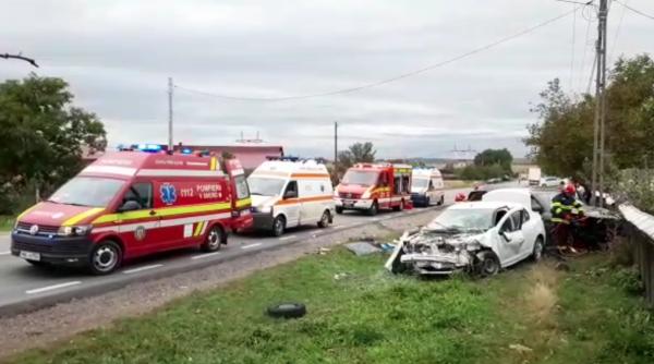 doua masini si un tir  accident grav in suceava  intervine descarcerarea