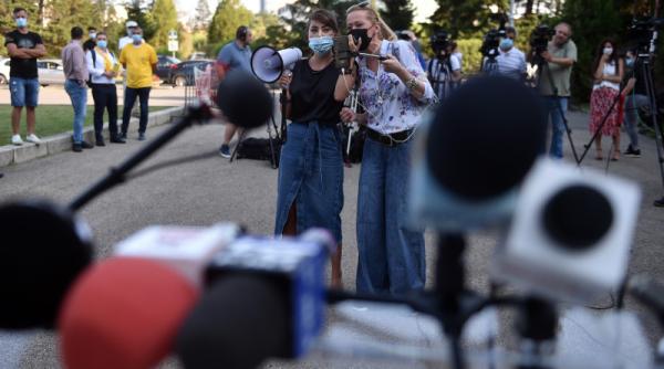 protest nebunie la sectorul 1 din cauza alegerilor oana lovin video live