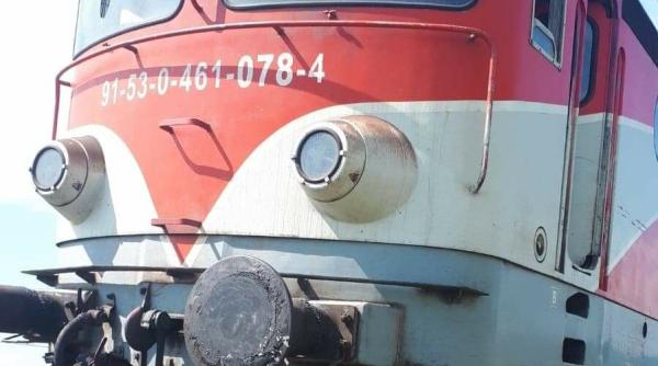 doi morti dupa ce masina in care se aflau a fost spulberata de tren